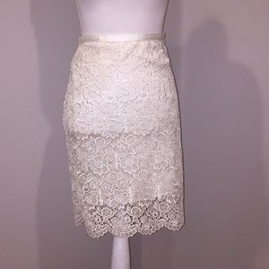 Lace skirt